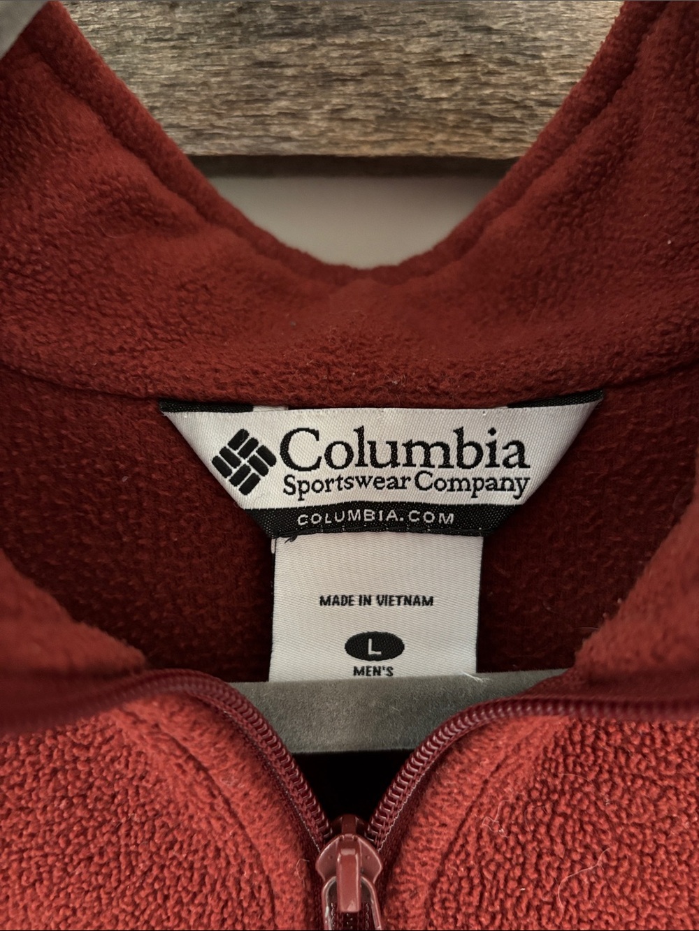 Columbia pull over - Picture 2 of 3